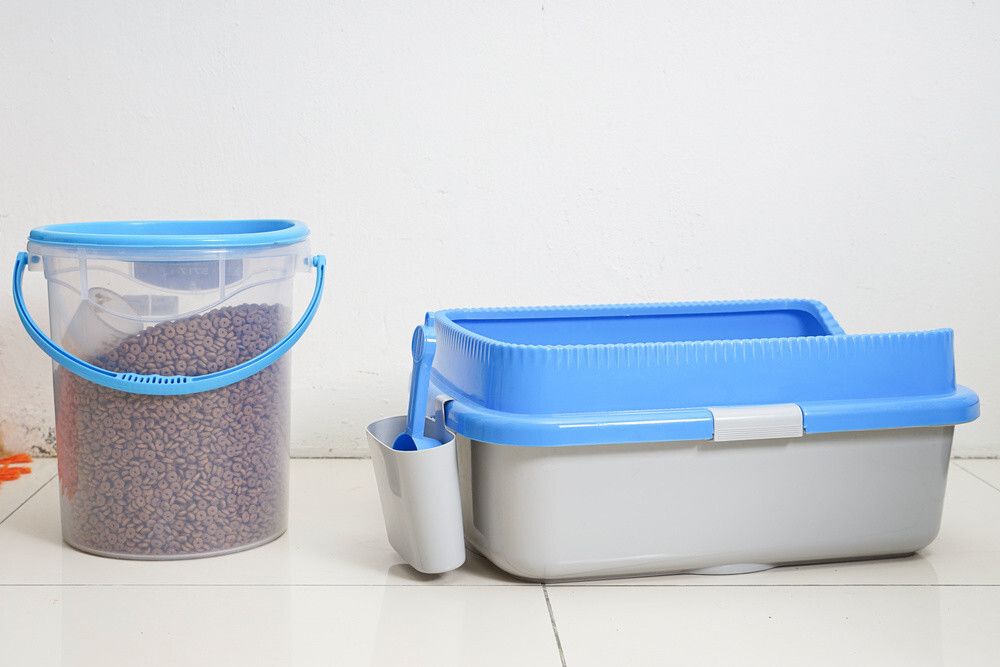 animal Food Storage Bin